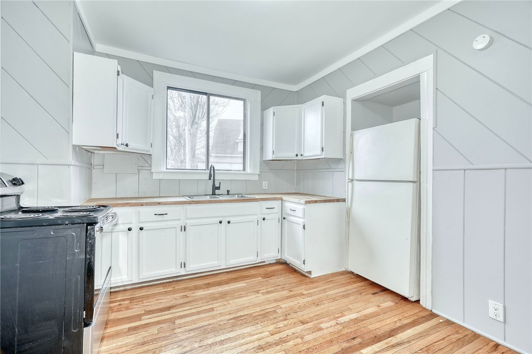 1283 South Plymouth Avenue Rochester, NY 14611 - Photo 14 of 20