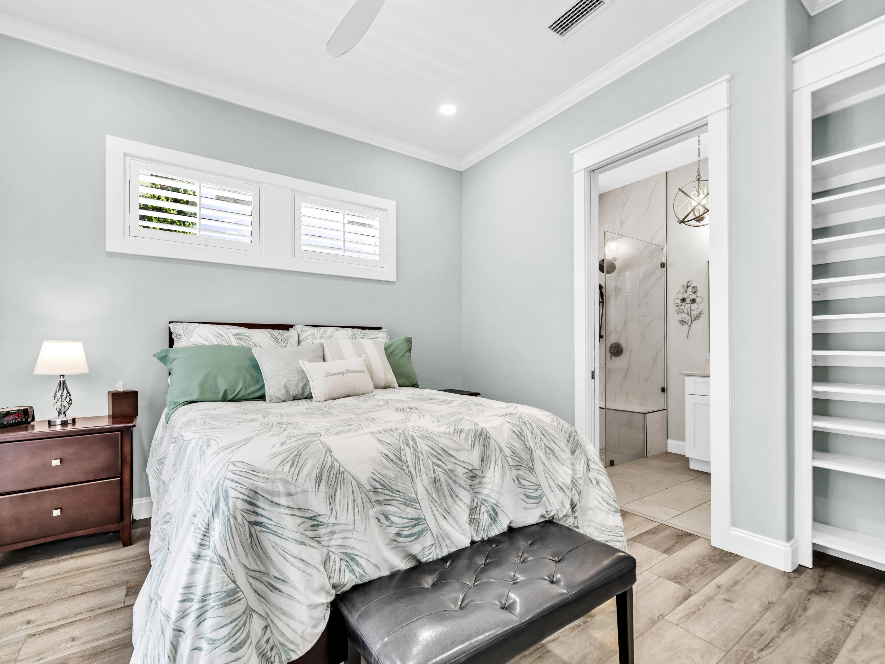 4707 Amhurst Circle Destin, FL 32541 - Photo 15 of 40 a bedroom with a bed and a window