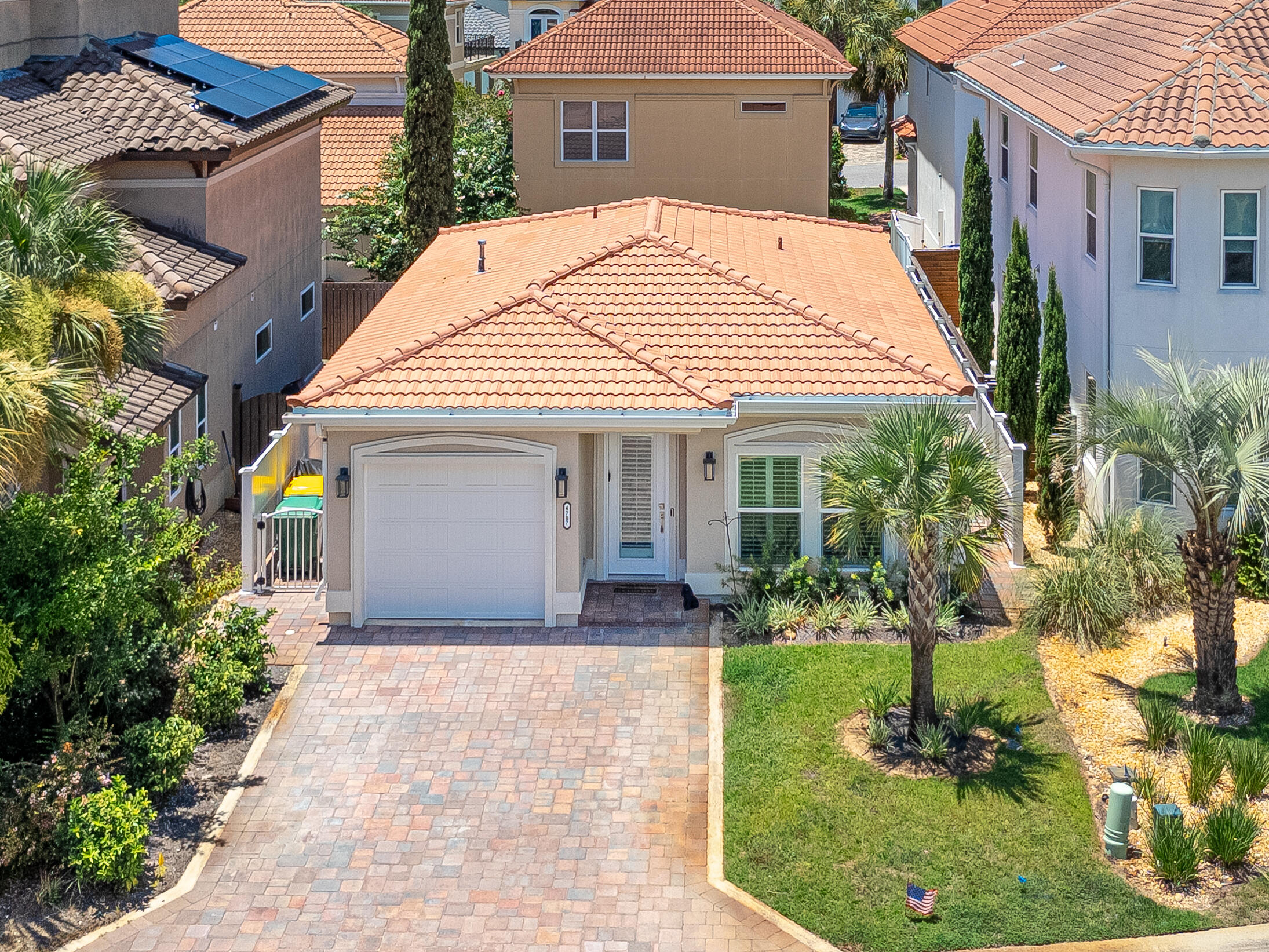 4707 Amhurst Circle Destin, FL 32541 - Photo 38 of 40 front view of a house with a yard