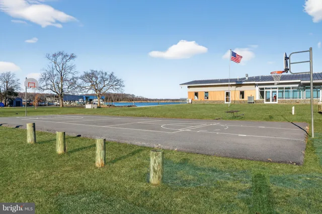 $499,000 | 921 Annapolis Avenue, Edgewater, MD 21037