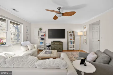 $499,000 | 921 Annapolis Avenue, Edgewater, MD 21037