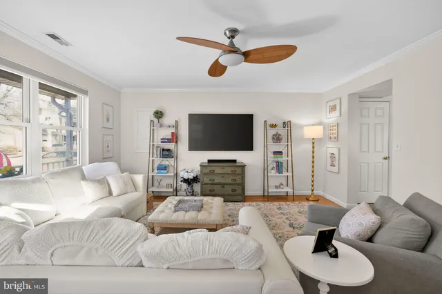 $499,000 | 921 Annapolis Avenue, Edgewater, MD 21037