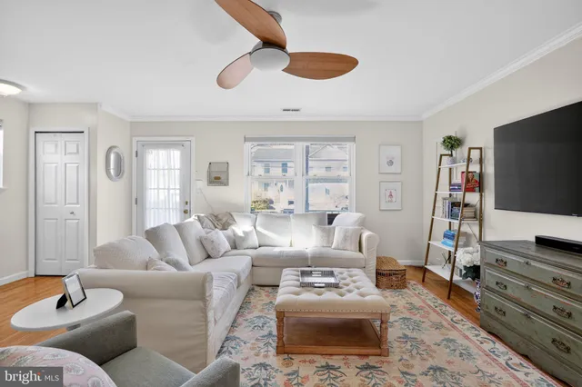 $499,000 | 921 Annapolis Avenue, Edgewater, MD 21037