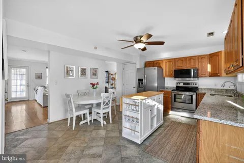 $499,000 | 921 Annapolis Avenue, Edgewater, MD 21037