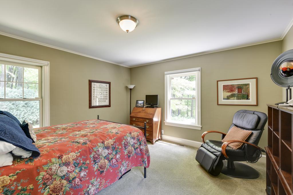 790 Pleasantview Road Chanhassen, MN 55317 - Photo 22 of 43