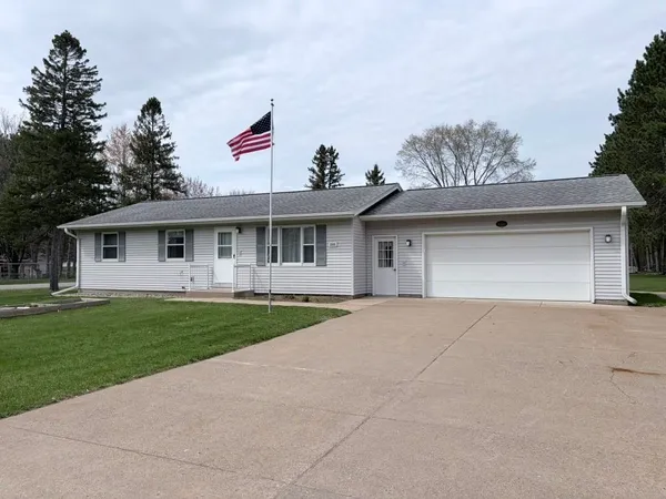 $219,900 | 3306 Eau Claire Avenue, Schofield, WI 54476