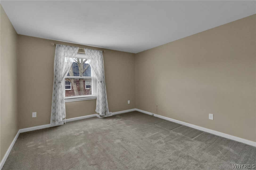 1420 Maple Road, Unit 6 Amherst, NY 14221 - Photo 18 of 43