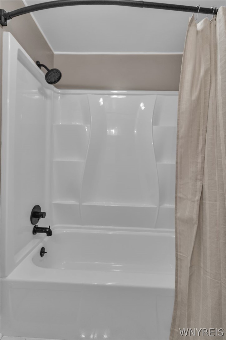 1420 Maple Road, Unit 6 Amherst, NY 14221 - Photo 19 of 49