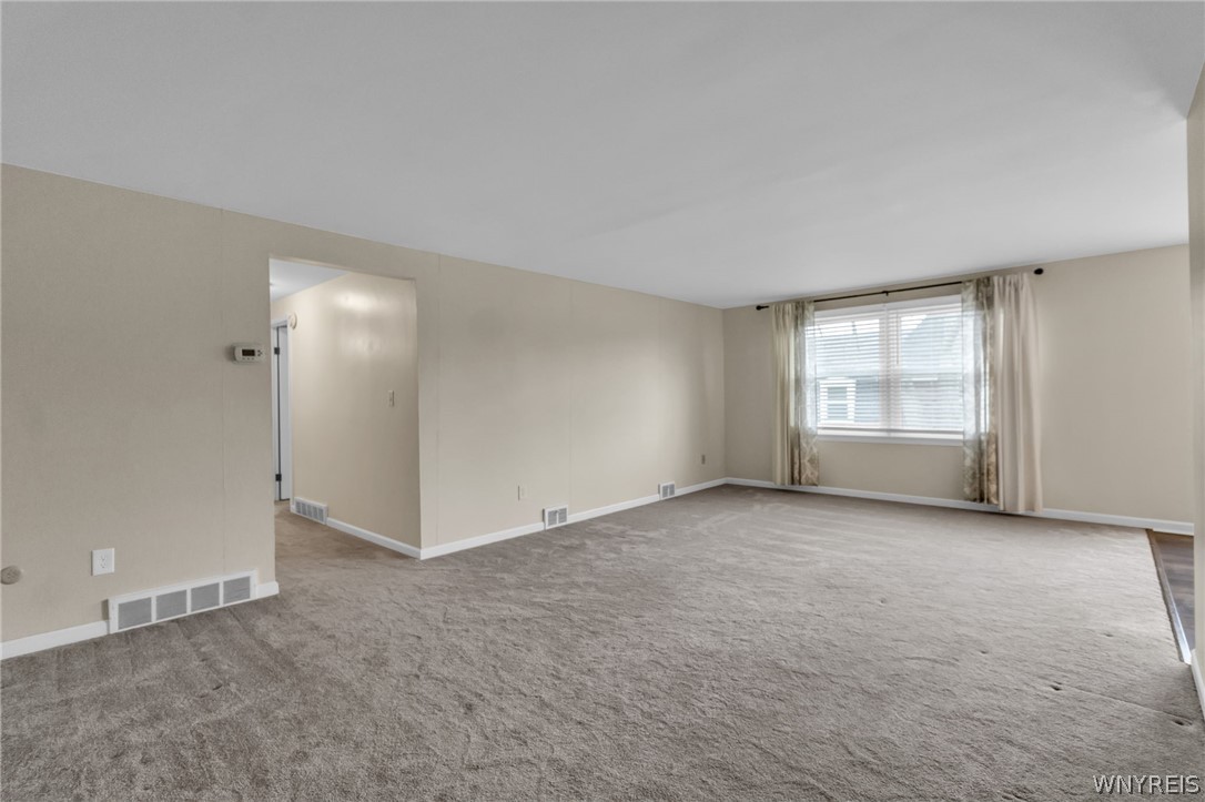 1420 Maple Road, Unit 6 Amherst, NY 14221 - Photo 4 of 43