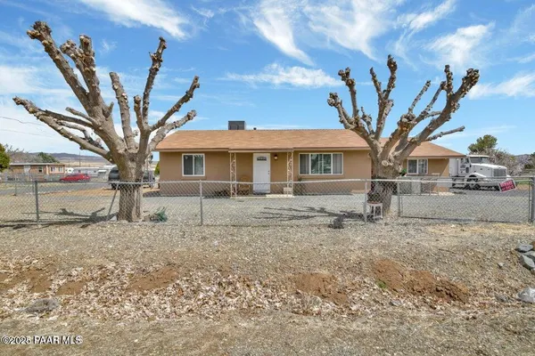 $299,900 | 315 Graham Way, Dewey-Humboldt, AZ 86327