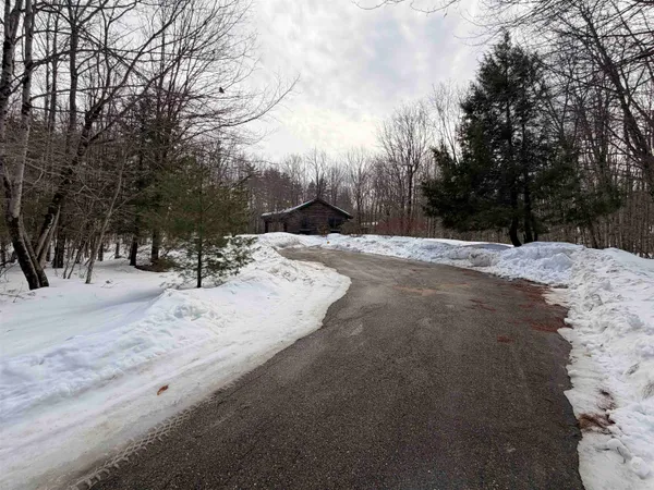 $359,900 | 982 Ten Rod Road, Farmington, NH 03835