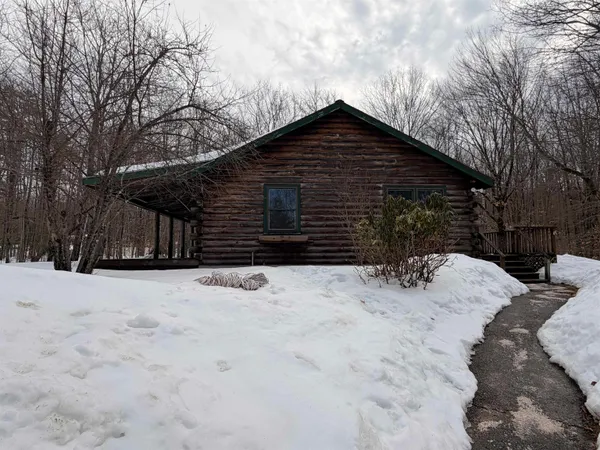 $359,900 | 982 Ten Rod Road, Farmington, NH 03835