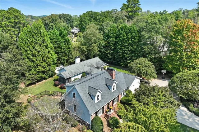 $679,000 | 153 Dunlap Landing Road, Gainesville, GA 30506