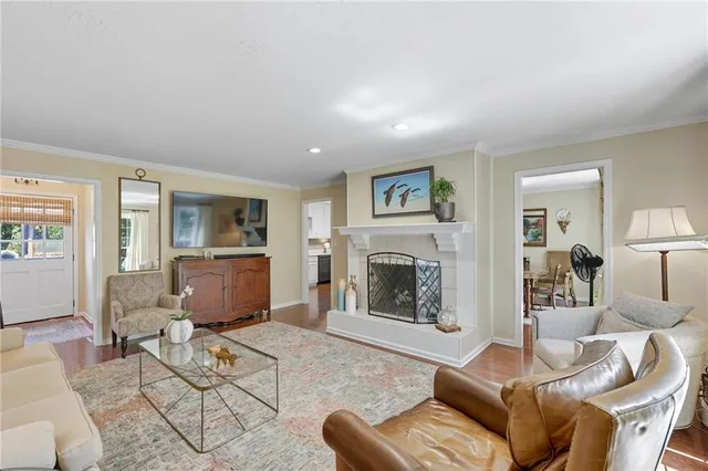 $679,000 | 153 Dunlap Landing Road, Gainesville, GA 30506