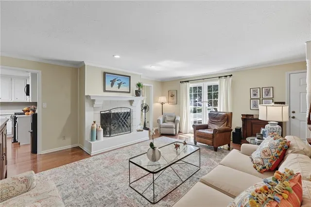 $679,000 | 153 Dunlap Landing Road, Gainesville, GA 30506