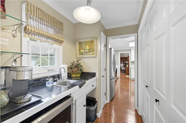 $679,000 | 153 Dunlap Landing Road, Gainesville, GA 30506