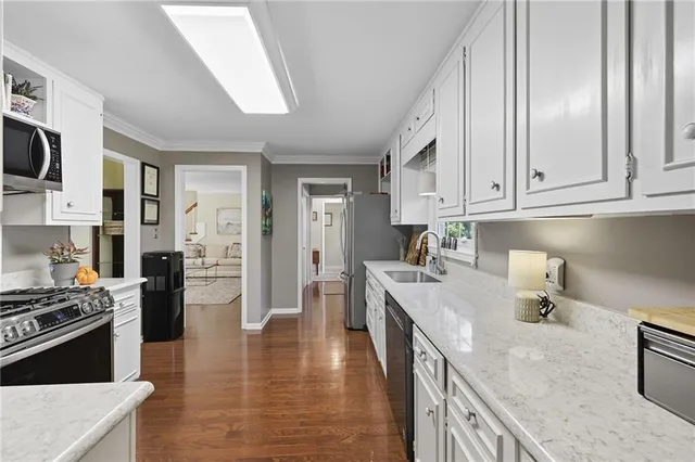 $679,000 | 153 Dunlap Landing Road, Gainesville, GA 30506