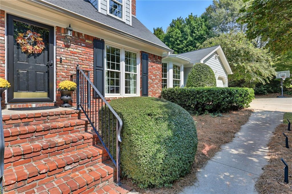 153 Dunlap Landing Road Gainesville, GA 30506 - Photo 5 of 67