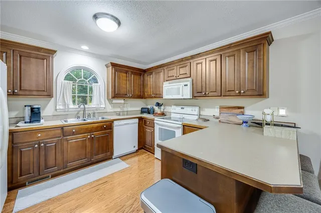 $679,000 | 153 Dunlap Landing Road, Gainesville, GA 30506