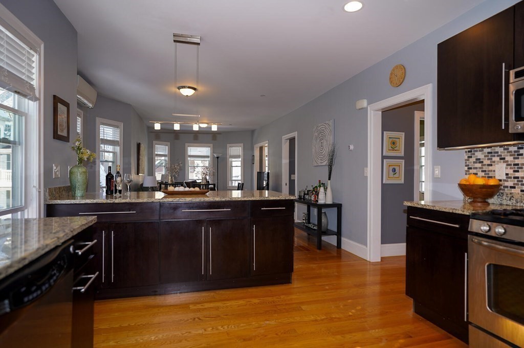 21-23 Marion Road, Unit 2 Belmont, MA 02478 - Photo 13 of 26