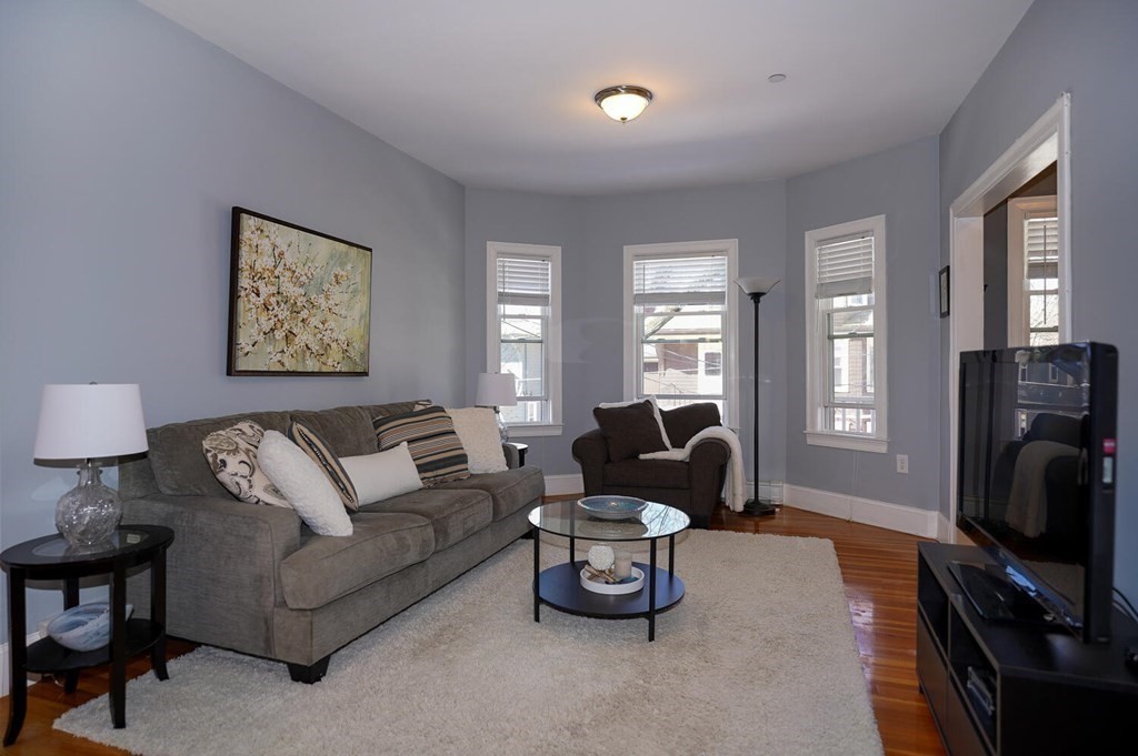 21-23 Marion Road, Unit 2 Belmont, MA 02478 - Photo 6 of 26