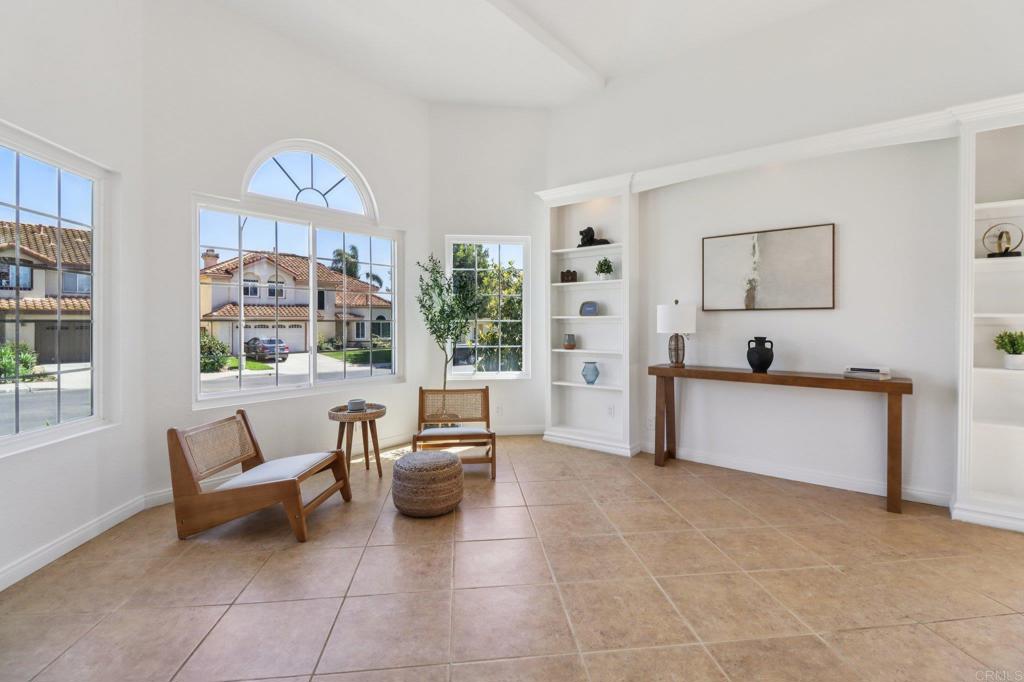 4243 Via Clemente Oceanside, CA 92057 - Photo 4 of 43
