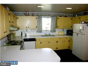 430 Evans Road Pottstown, PA 19464 - Photo 8 of 12 Kitchen