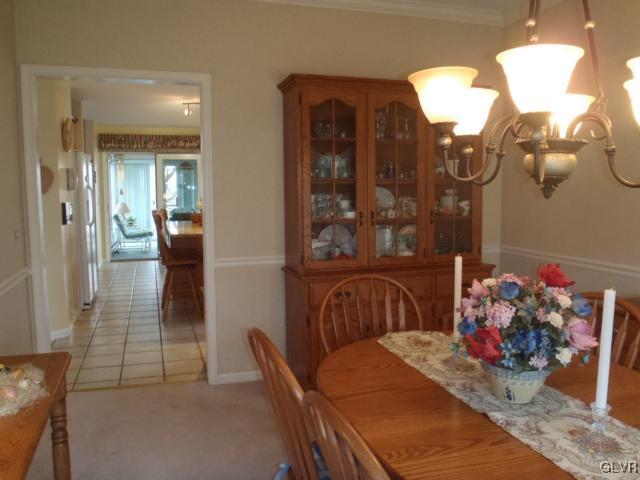 301 Farmview Road Nazareth, PA 18064 - Photo 9 of 20 dining room