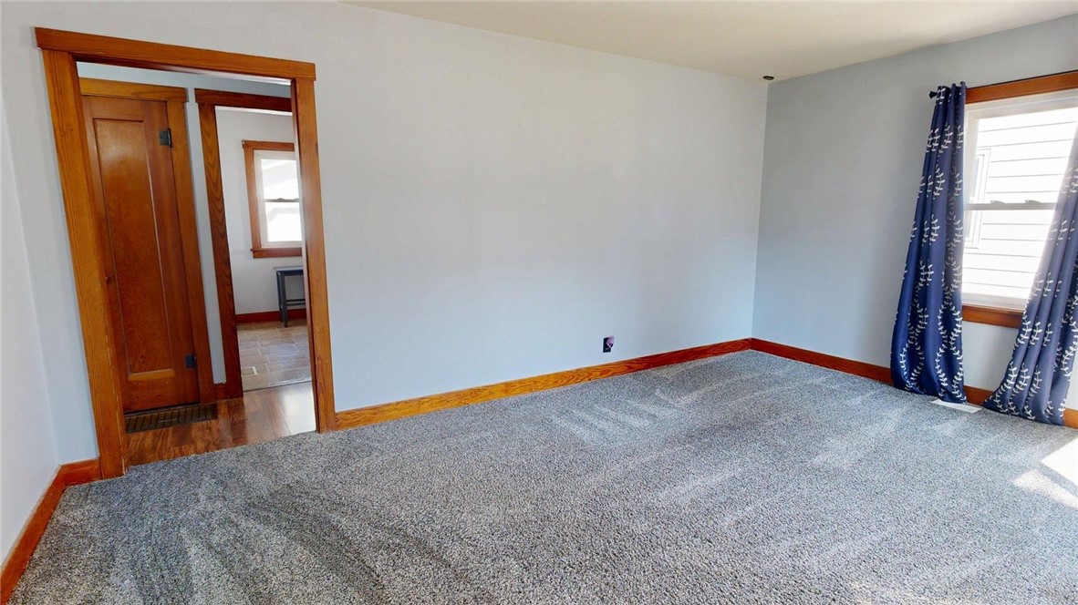 2192 West Waggoner Street Decatur, IL 62526 - Photo 5 of 23