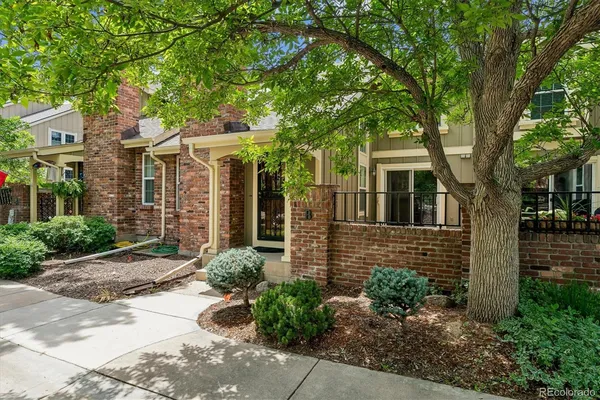 $498,000 | 2763 West Long Drive, Unit B, Littleton, CO 80120