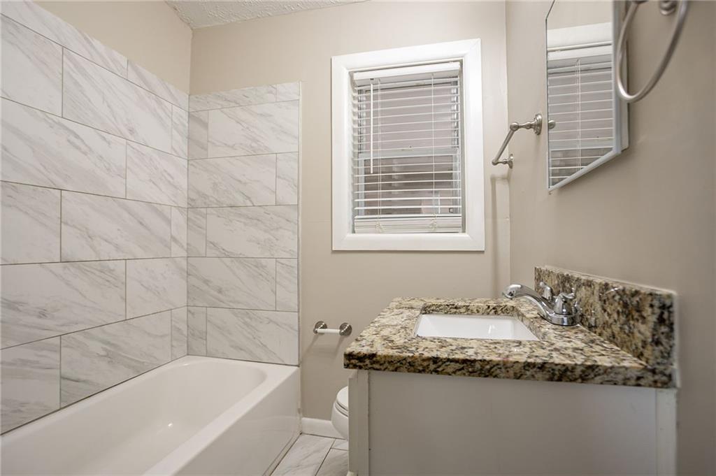 2460 Tyler Way Decatur, GA 30032 - Photo 25 of 33