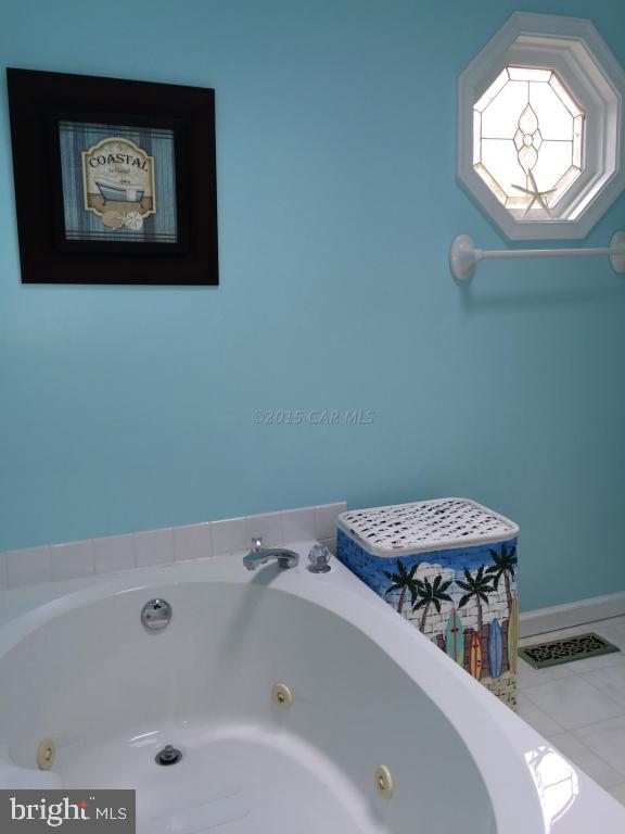 266 Windjammer Road Ocean Pines, MD 21811 - Photo 14 of 20