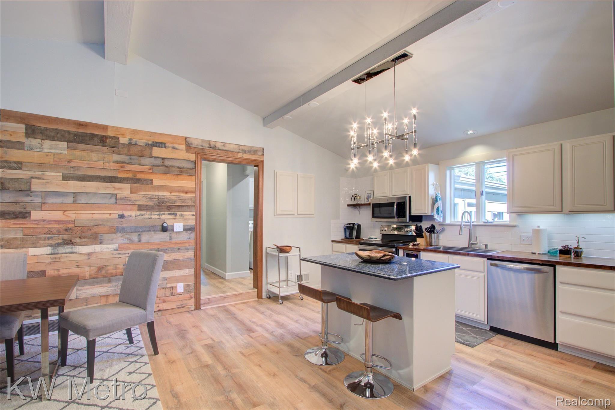 15 Maplefield Rd. 6