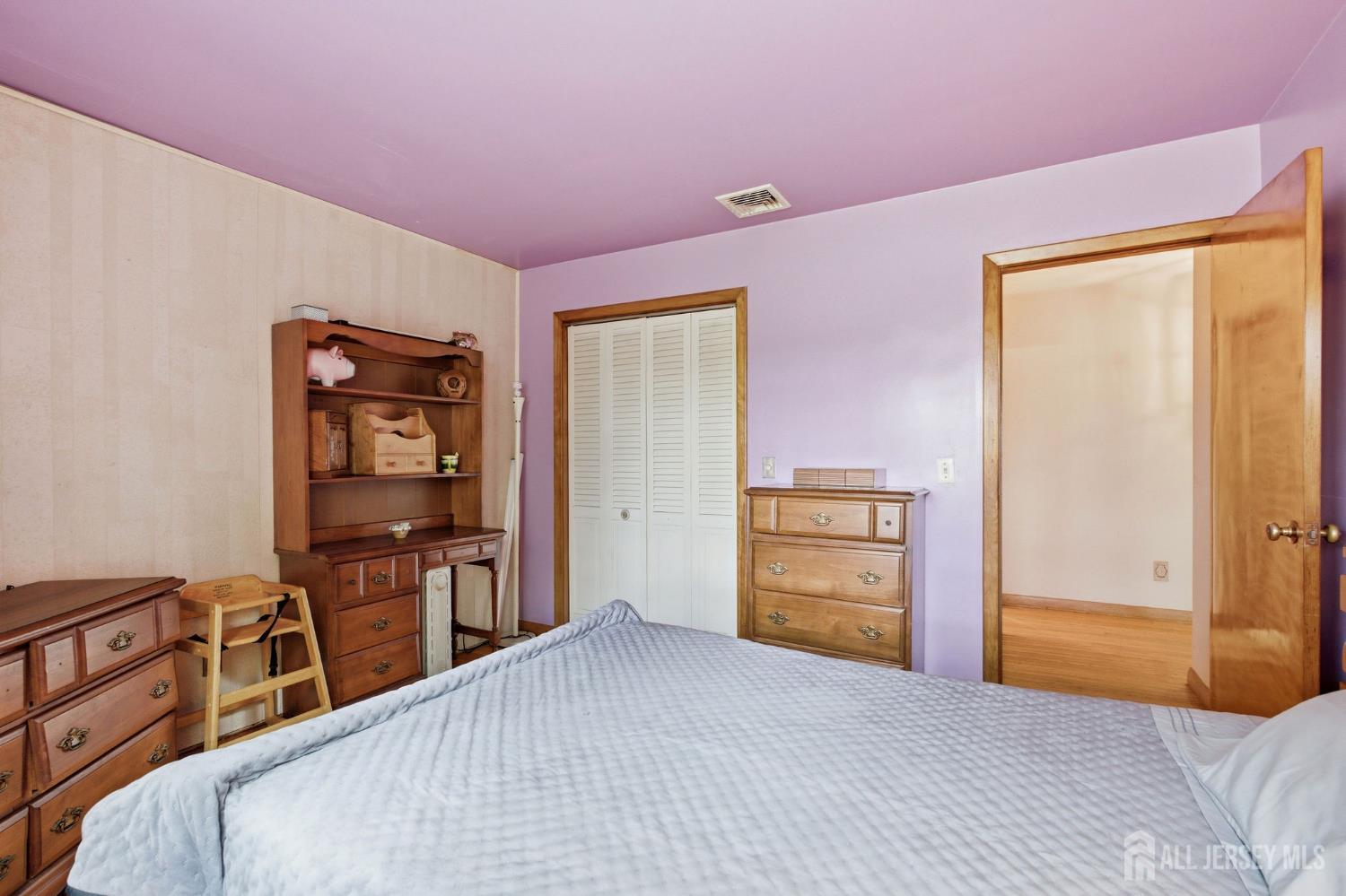 1868 Amwell Road Somerset, NJ 08873 - Photo 18 of 34