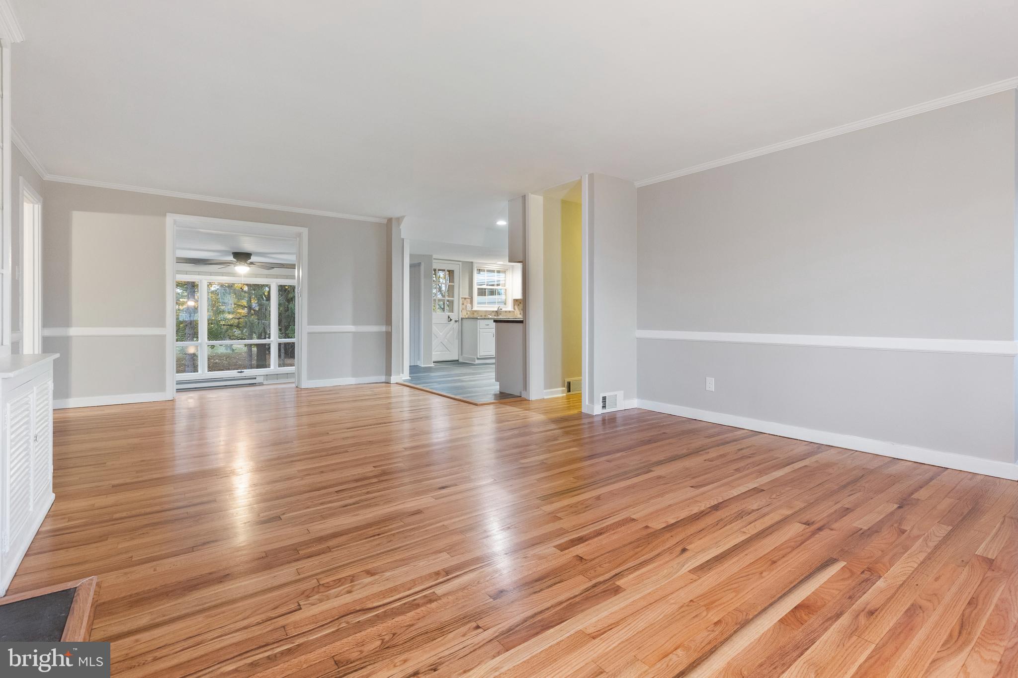 212 Ridge Hill Road Mechanicsburg, PA 17050 - Photo 5 of 28 Gallery Image 5