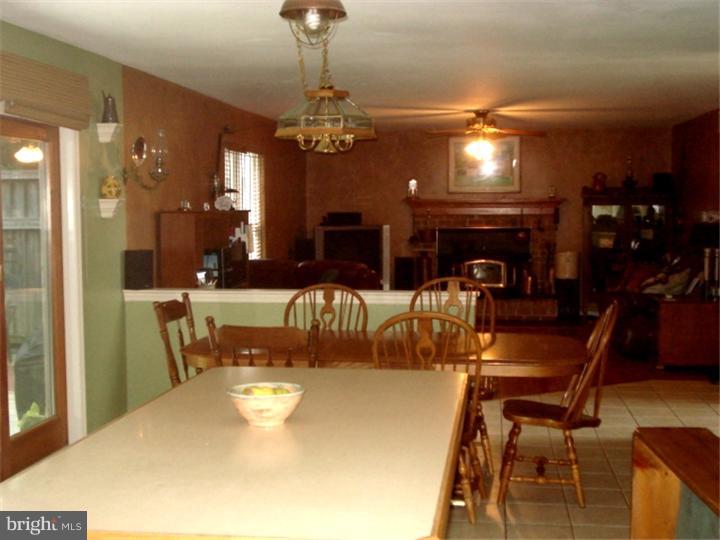 4342 Hillside Road Reading, PA 19606 - Photo 10 of 16 Gallery Image 10