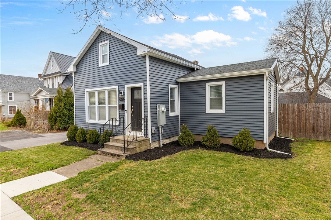 307 West Miller Street Arcadia, NY 14513 - Photo 2 of 38