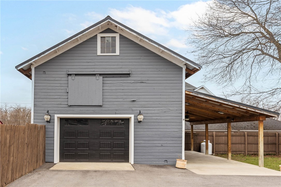 307 West Miller Street Arcadia, NY 14513 - Photo 35 of 38 Heated 1 Car Garage