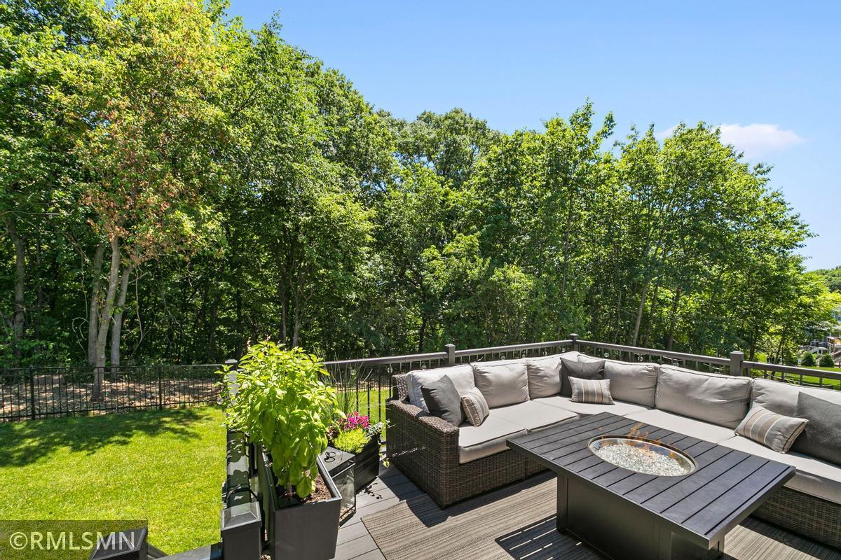 9265 Eagle Ridge Road Chanhassen, MN 55317 - Photo 23 of 24 Gallery Image 23