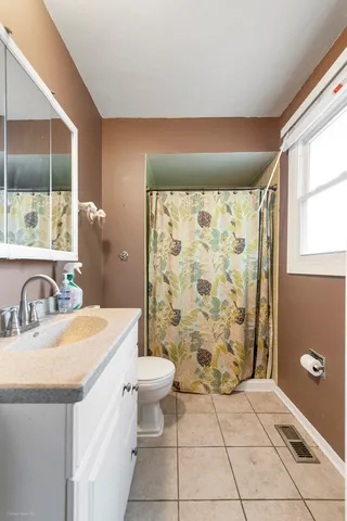 $389,900 | 16610 76th Avenue, Tinley Park, IL 60477