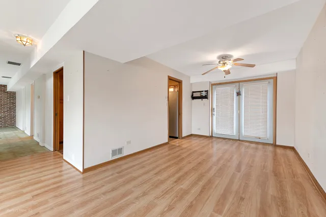 $389,900 | 16610 76th Avenue, Tinley Park, IL 60477