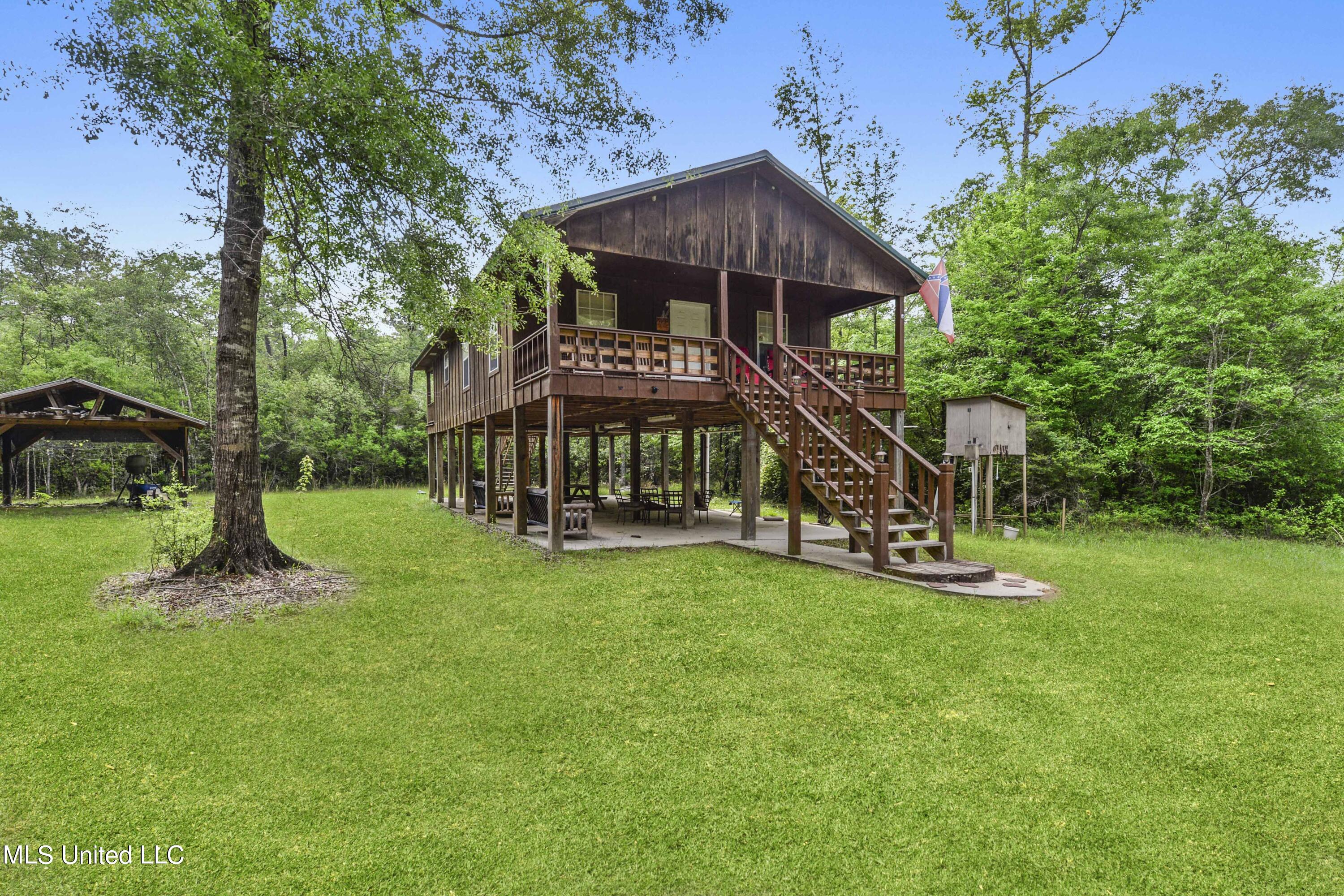 377 A Deep Creek Road Wiggins, MS 39577 - Photo 15 of 37 003
