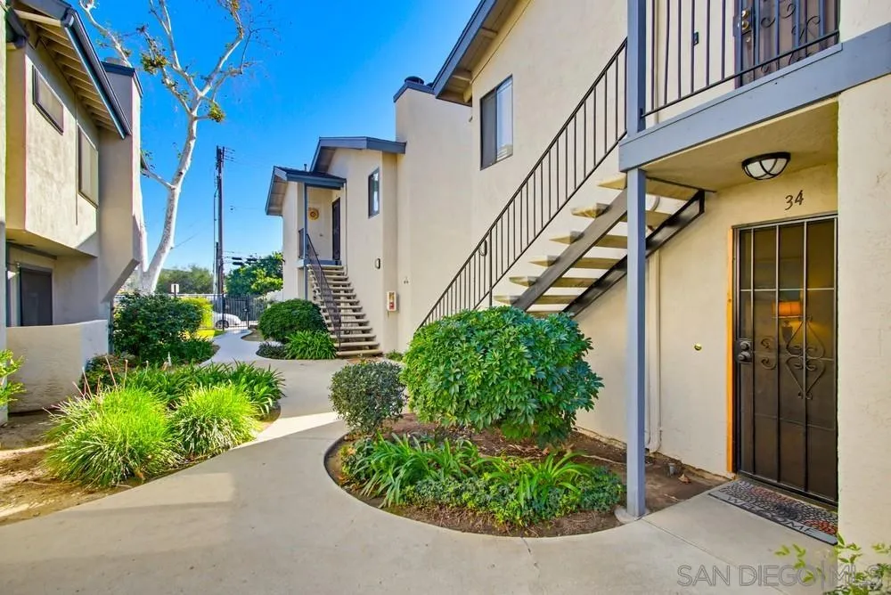 12741 Laurel Street, Unit 34 Lakeside, CA 92040 - Photo 4 of 37