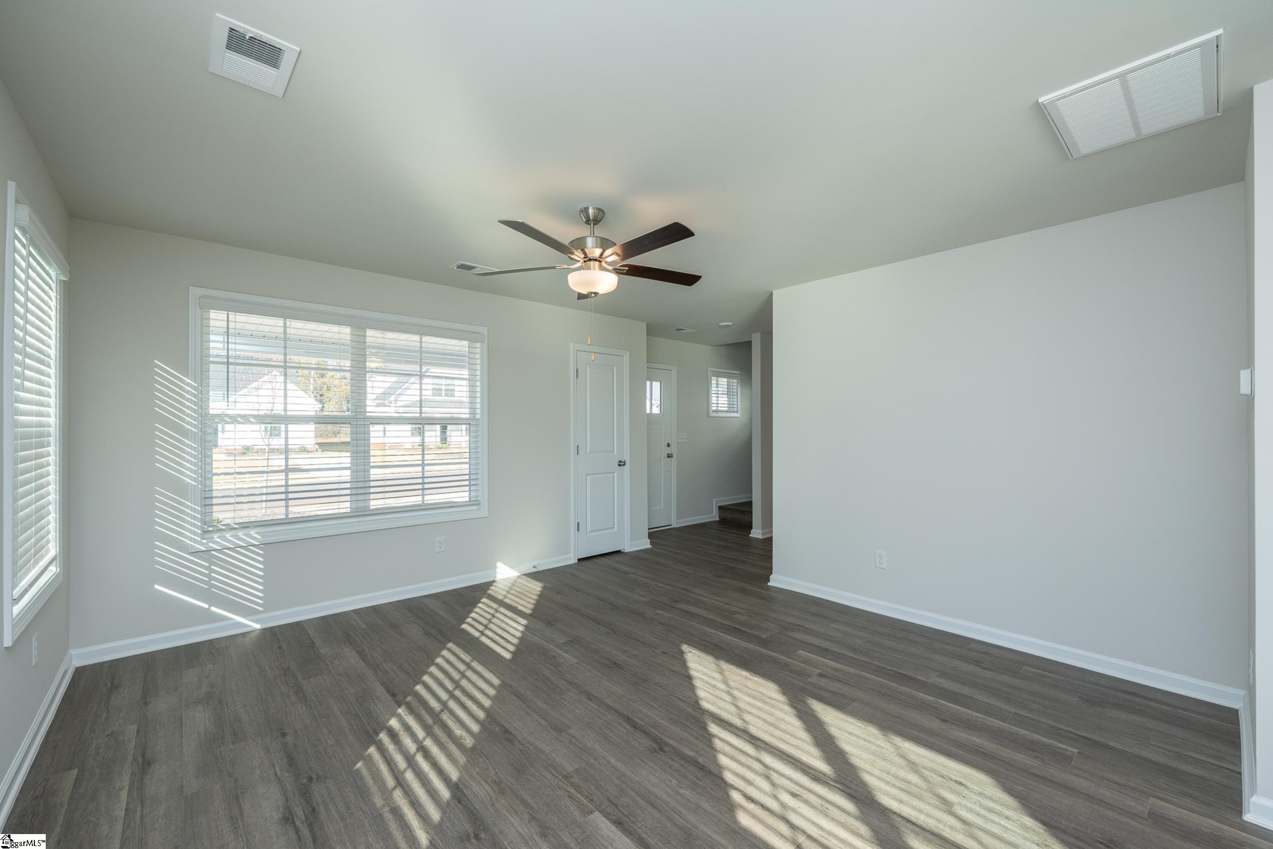 11 Thorndike Way Greenville, SC 29617 - Photo 3 of 30