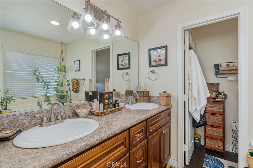 1535 West Persimmon Avenue Rialto, CA 92377 - Photo 18 of 23