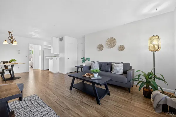 $287,000 | 300 Stony Point Road, Unit 139, Santa Rosa, CA 95401