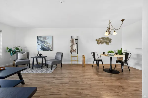 $287,000 | 300 Stony Point Road, Unit 139, Santa Rosa, CA 95401