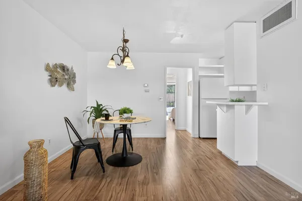 $287,000 | 300 Stony Point Road, Unit 139, Santa Rosa, CA 95401