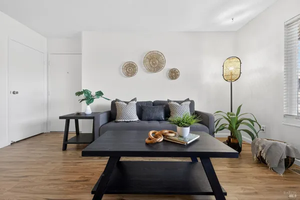 $287,000 | 300 Stony Point Road, Unit 139, Santa Rosa, CA 95401