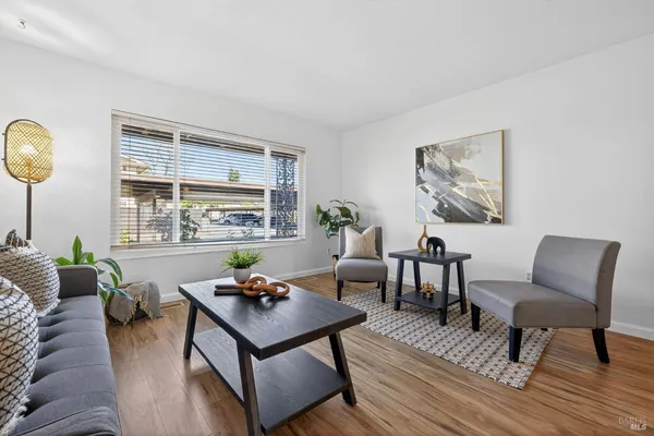 $287,000 | 300 Stony Point Road, Unit 139, Santa Rosa, CA 95401